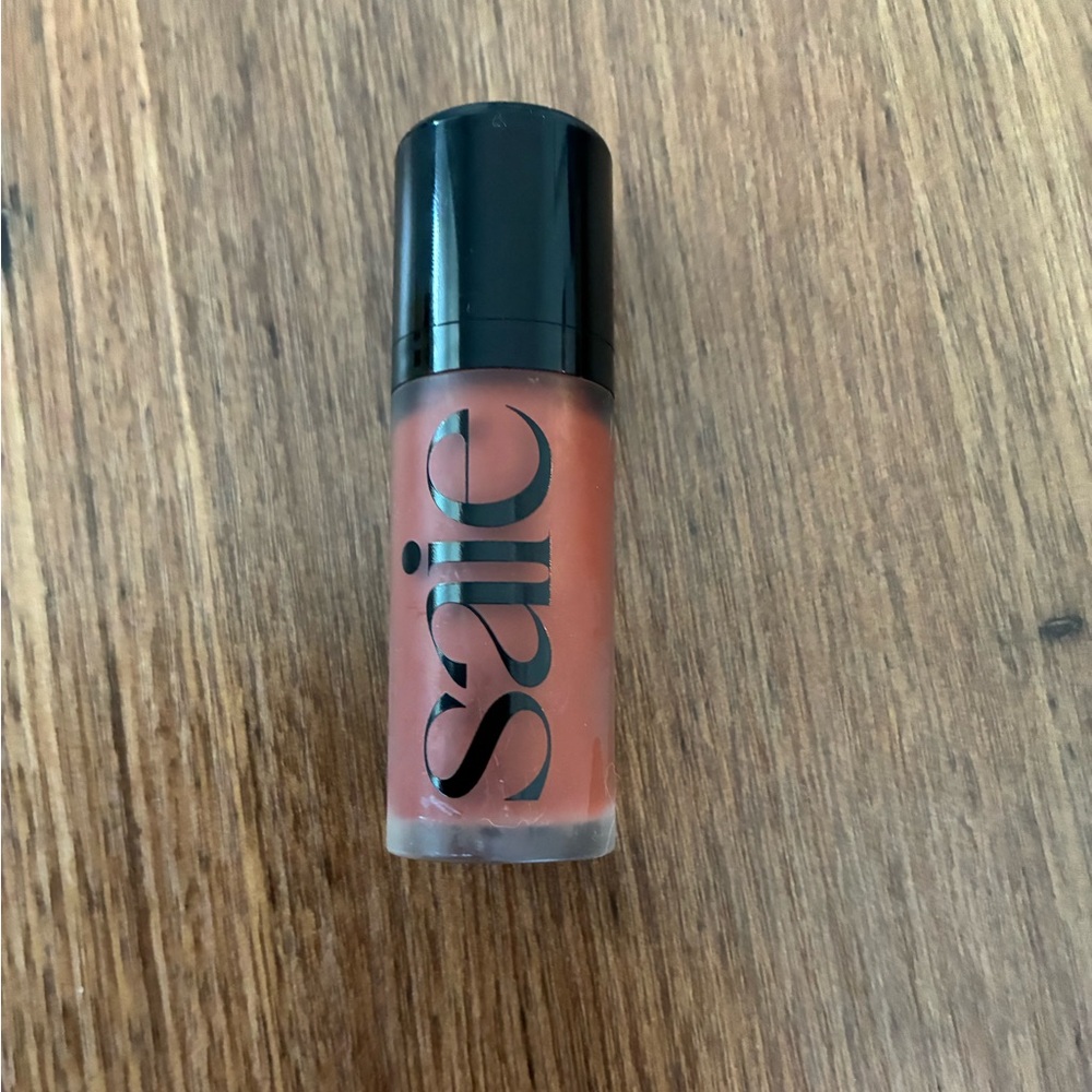 Saie Dew Blush in Spicy